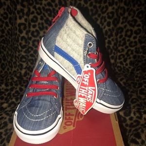 Toddler size 7 vans, BRAND NEW!